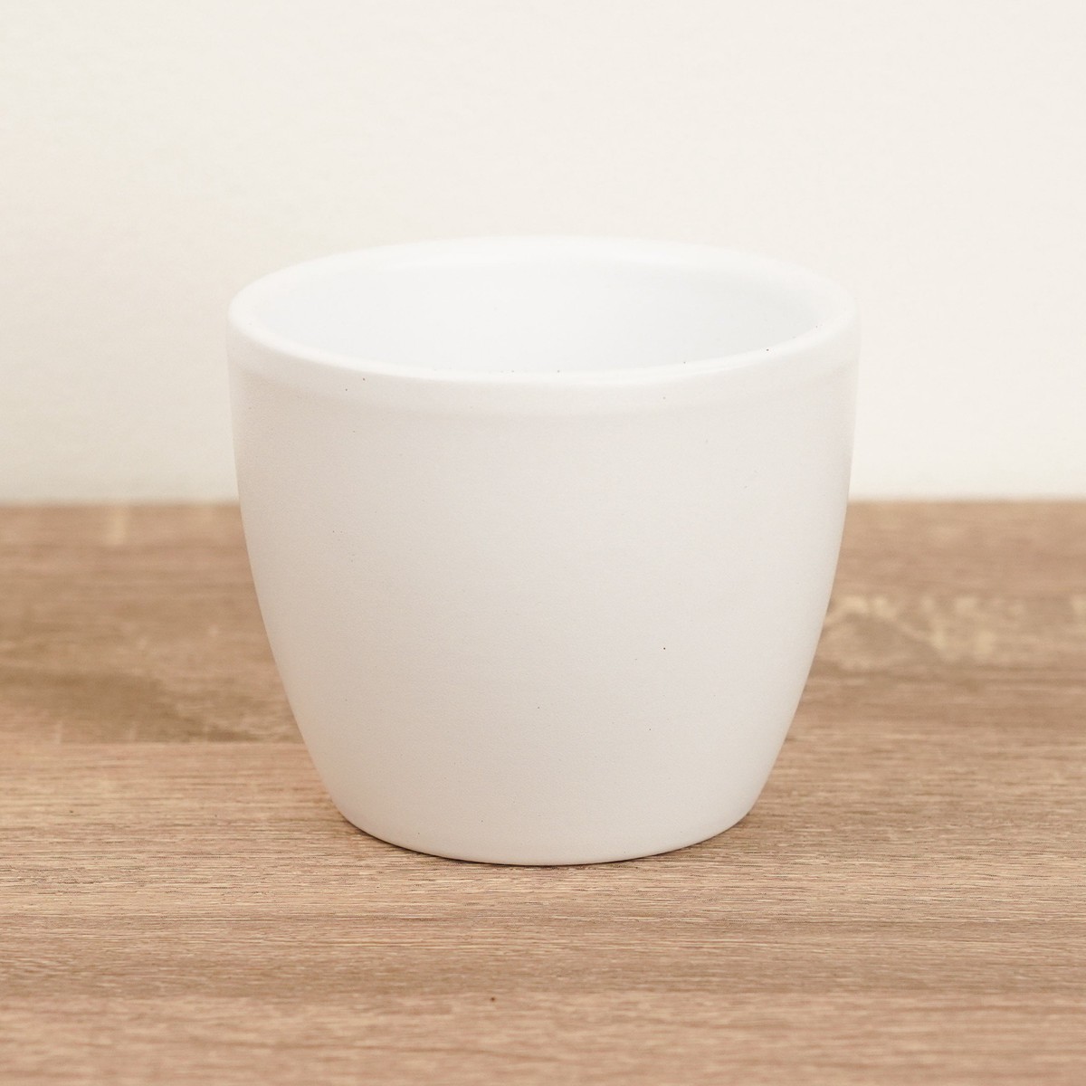 Simplicity Ceramic Pot | Satin White