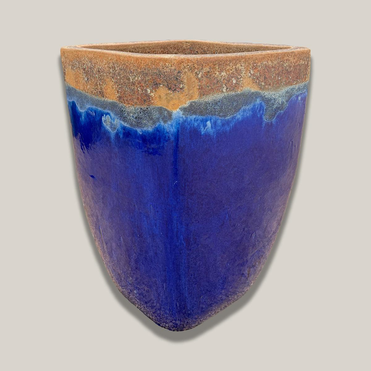8107S51 8211 AngkorBlue Milan Rounded Edge Square Ceramic Pot 8211 208221 x 208221 x 298221 AngkorBlue