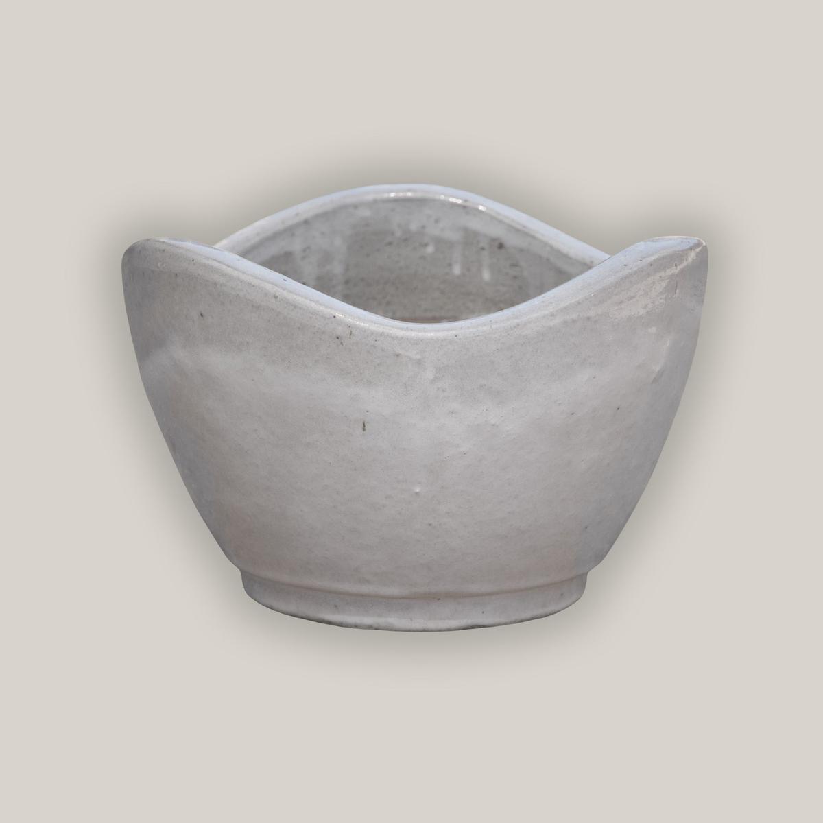 6030H25 - White Wavy Rim Low Bowl - 25" x 25" x 14" | White | Ceramic