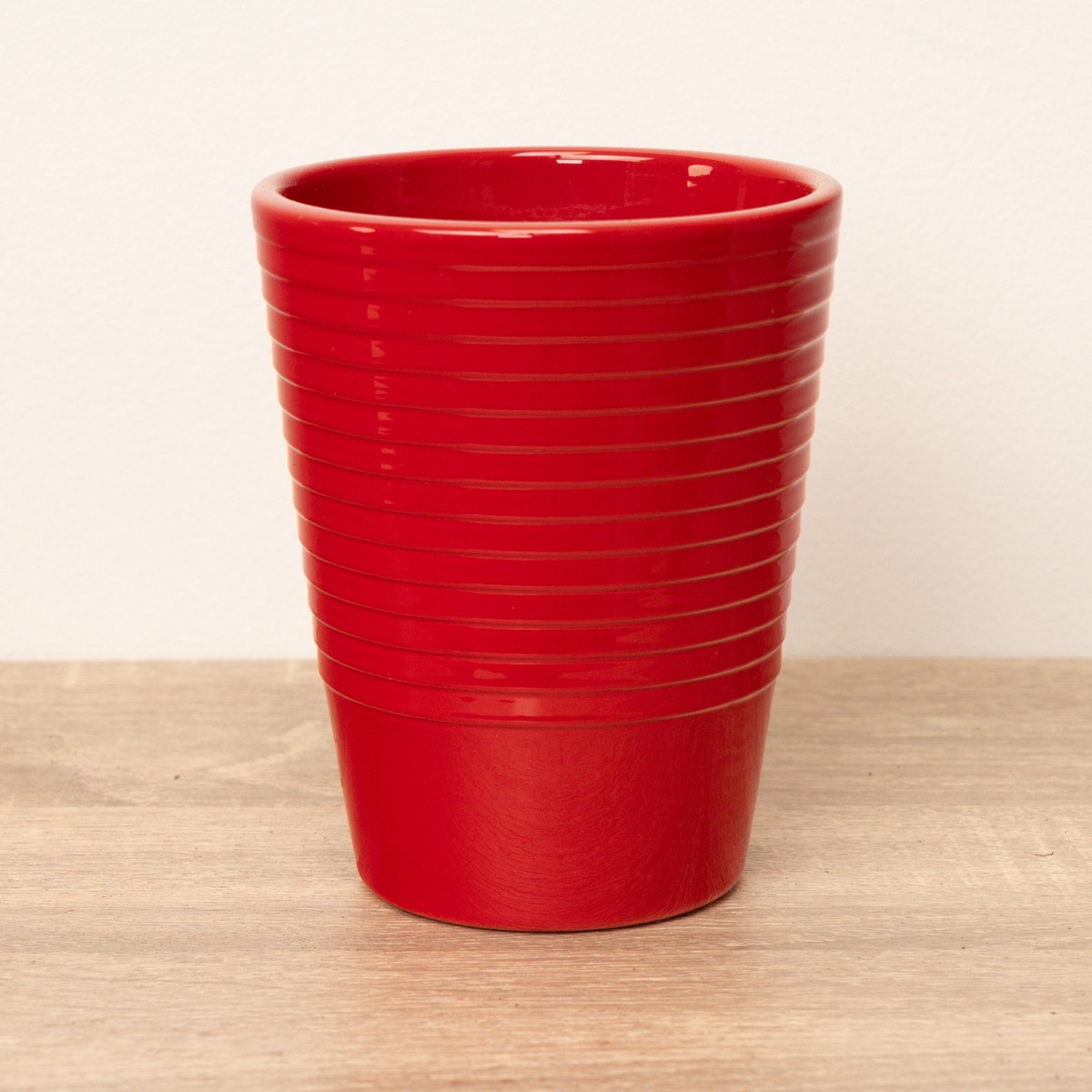 Slimline Red Ribbed Plant Pot
