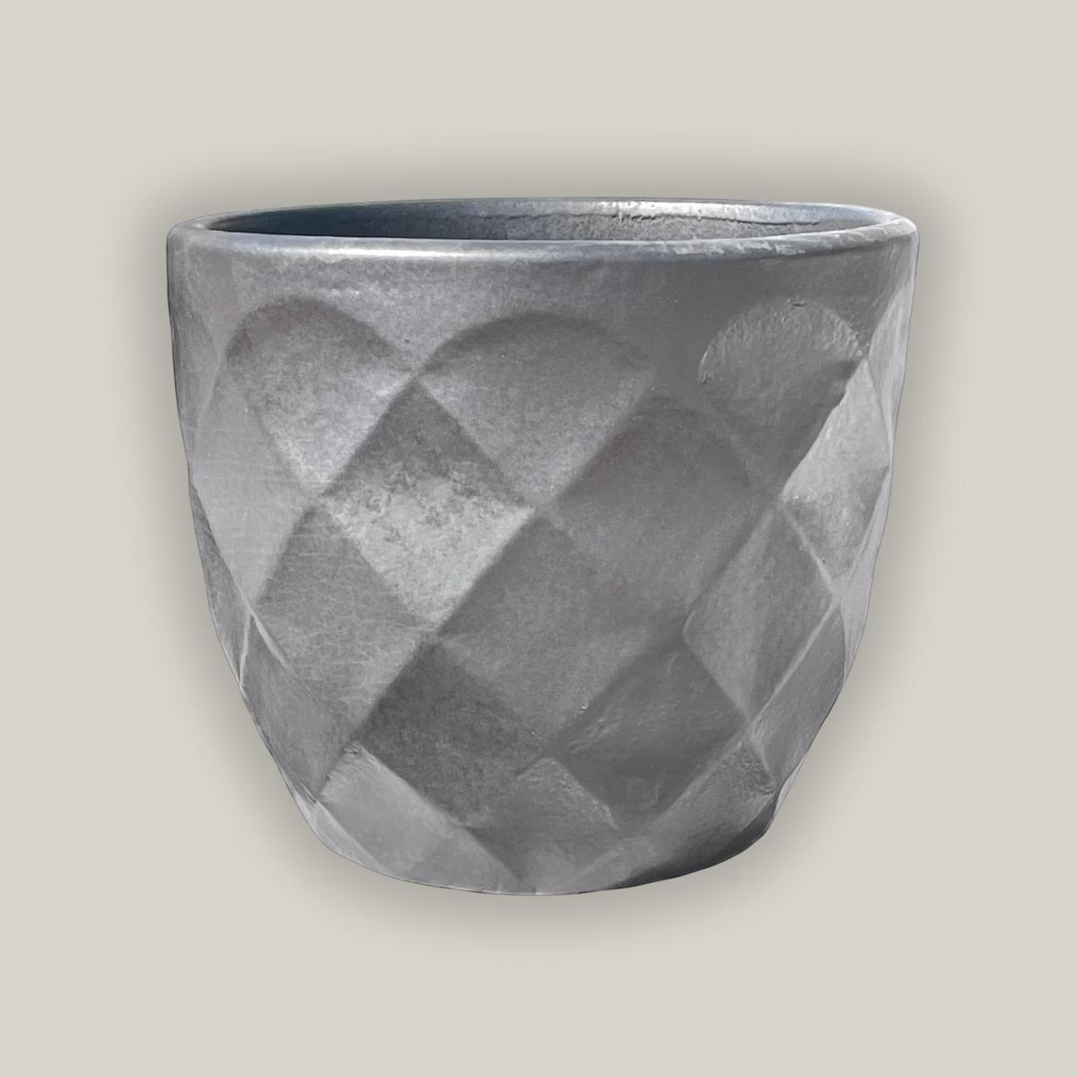 3119L1 8211 Matte Black Ceramic Geometric Design Planter 8211 118221 x 118221 x 128221