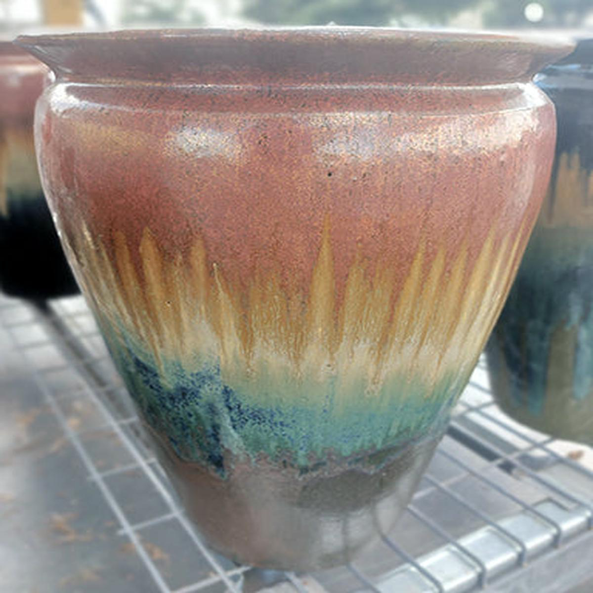 9009P17 8211 Ceramic Pavia Planter 8211 Copper Cream Avocado 158221 x 158221 x 208221