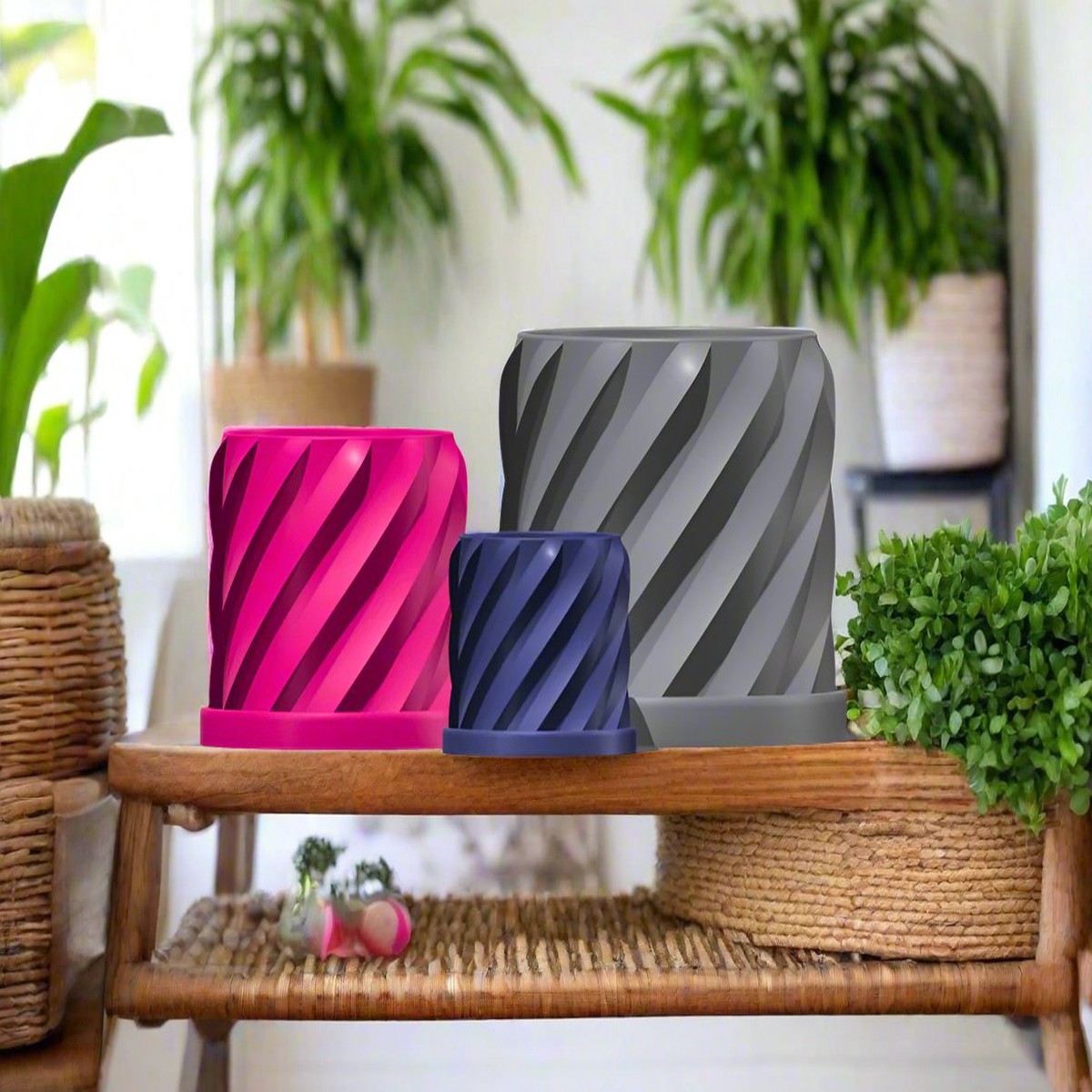 Thicc Spiral Plant Pot 8SilverWithoutDripTray