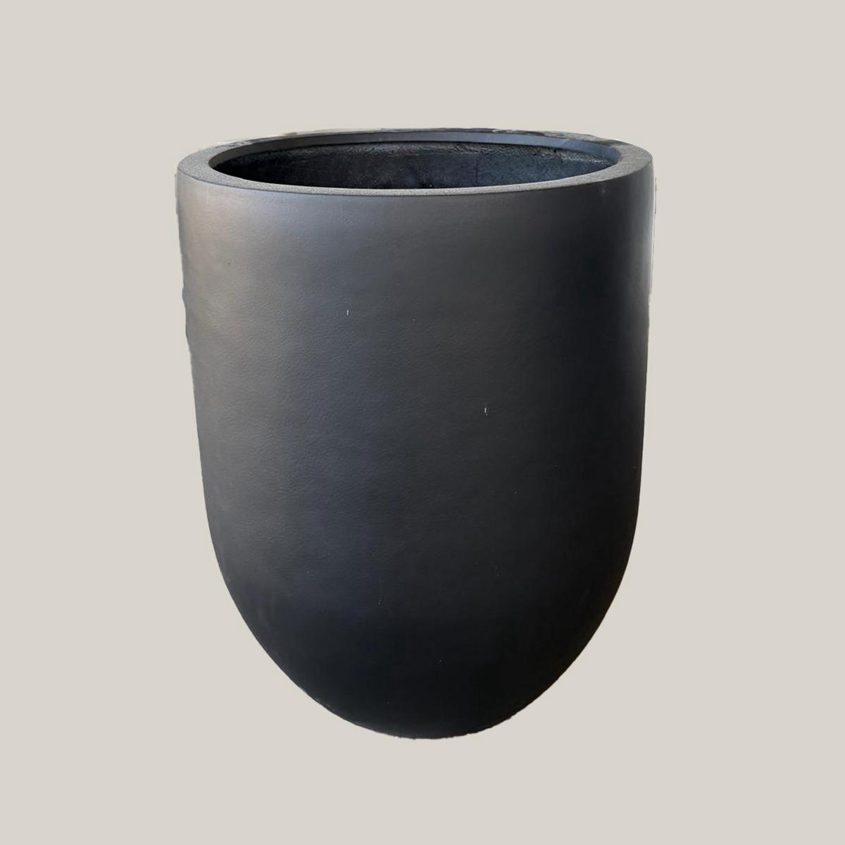 6P01T03 8211 Black Rounded Fiberglass Planter 8211 198221 x 198221 x 228221 Black