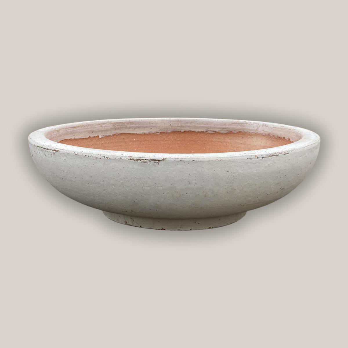 734R20 8211 Matte White Rustic Wok Planter 8211 248221 x 248221 x 78221 Matte White