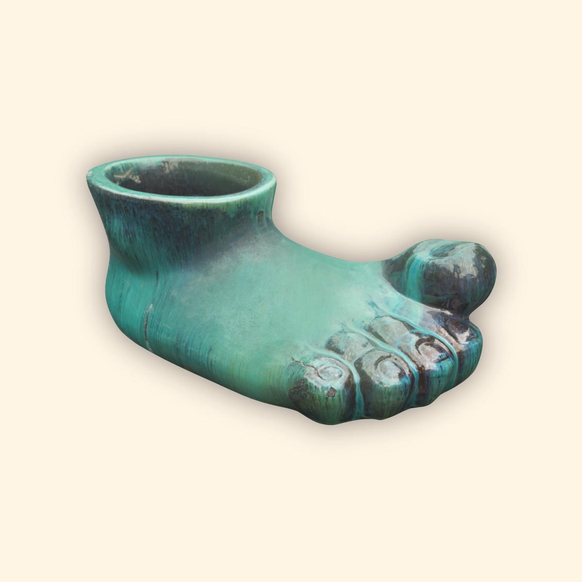 9536RC3 - Aqua Right Foot Ceramic Planter - 11" x 22" x 9"