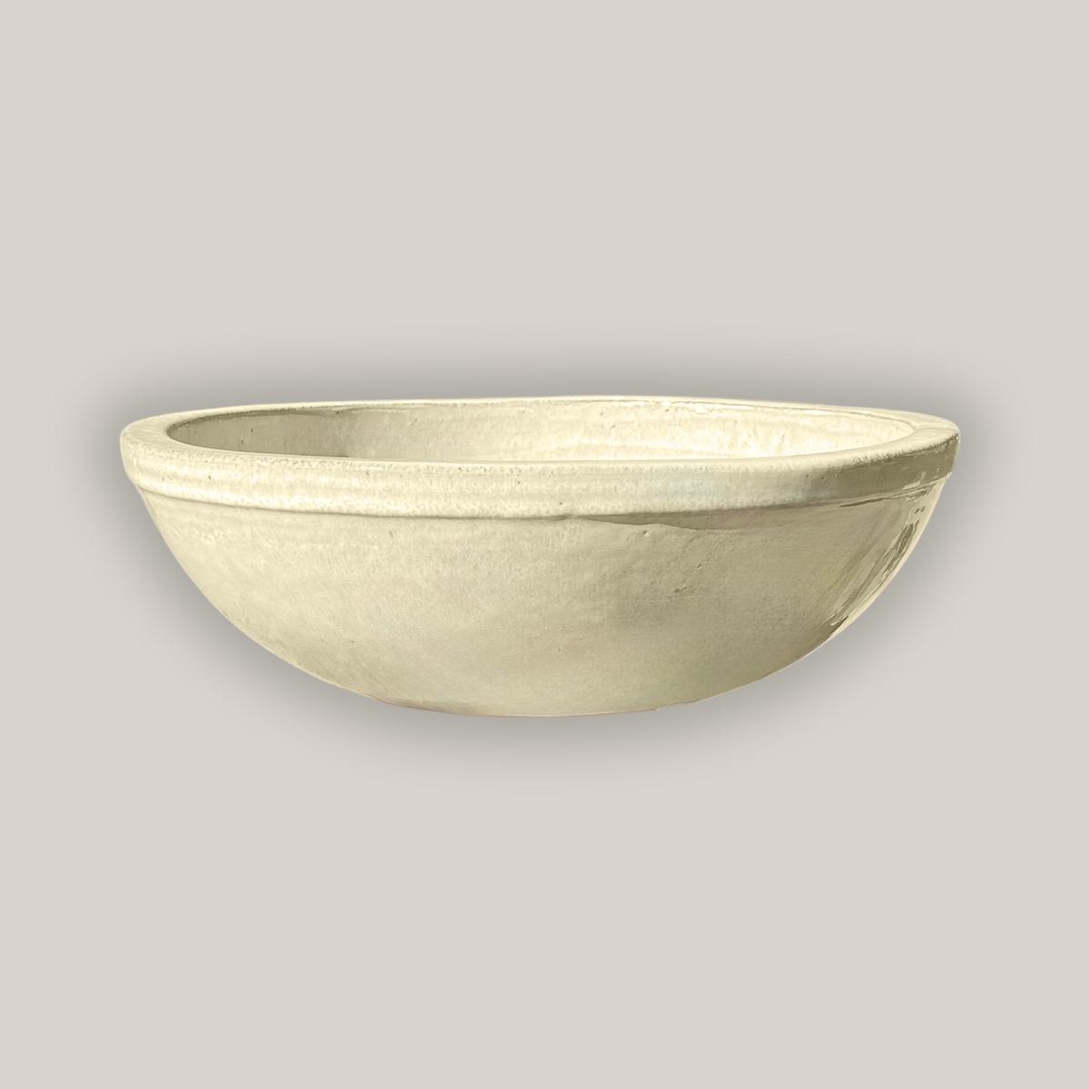 3117L2 - Vanilla Shallow Ceramic Bowl - 13" x 13" x 5"